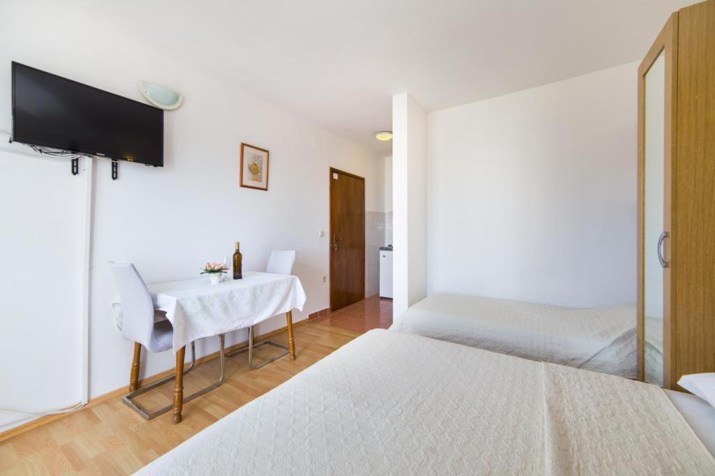 Apartments Slavena Gradac  Exterior foto