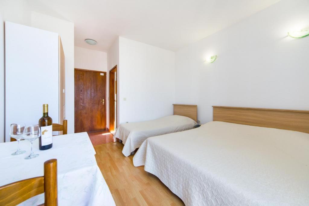 Apartments Slavena Gradac  Exterior foto